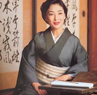Trendora Fashion House 着物特集誌面 香川美子さん